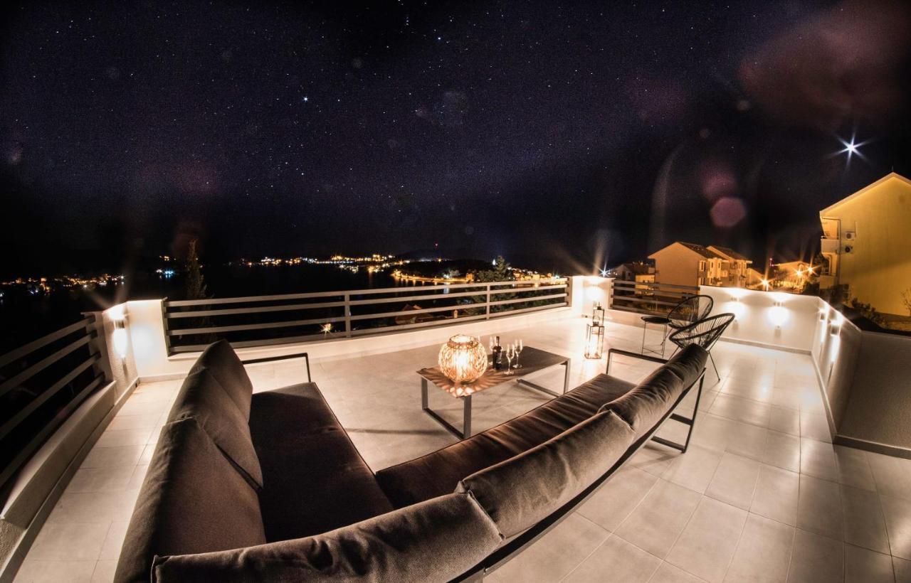 The Grande - Huge Terrace - Amazing Sea Views - Tastefully Furnished - Access To Rooftop Terrace And Gym - Hillside Apartments Rogoznica Rogoznica  Eksteriør bilde