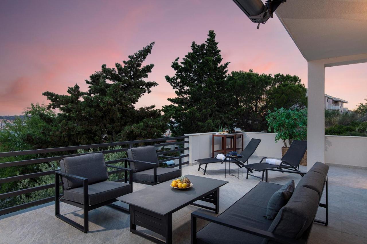 The Grande - Huge Terrace - Amazing Sea Views - Tastefully Furnished - Access To Rooftop Terrace And Gym - Hillside Apartments Rogoznica Rogoznica  Eksteriør bilde